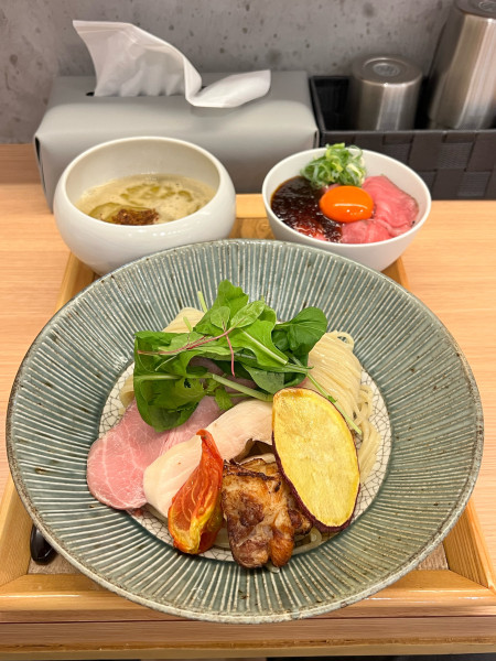 「山椒香る牡蠣濃厚つけ麺」@柳橋さんりょうの写真