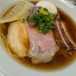 特製鴨出汁醤油ラーメン