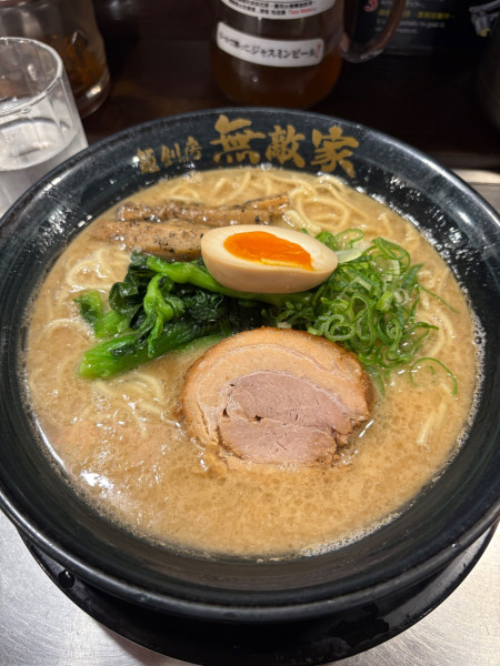 「本丸-x」@麺創房 無敵家の写真