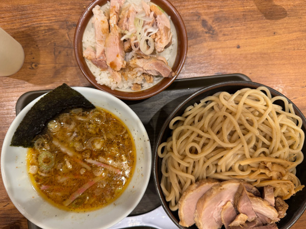 「創作チャーシューつけ麺」@舎鈴 ビーンズ武蔵浦和店の写真