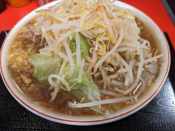 「ラーメン200g」@豚イエロー 北習志野店の写真
