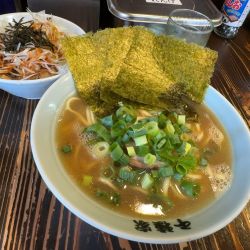 横浜らーめん＋ミニネギチャーシュー丼