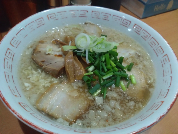 「朝ラーメンこってり」@らーめん忍者の写真