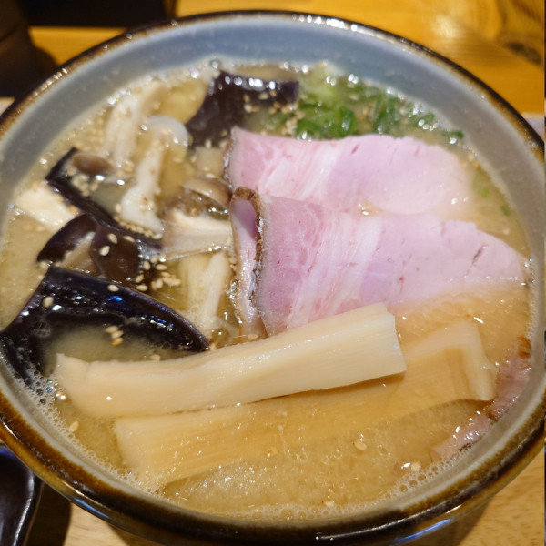 「キノコの生みそ中華そば」@ヒノデケンの写真