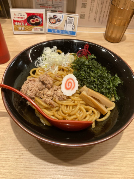 「醤油油そば（８７０円）」@三田製麺所 JR三ノ宮西口店の写真