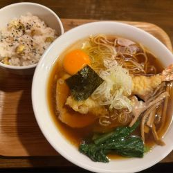 特製天ぷら月見中華そば 1280円+ 栗ごはん400円