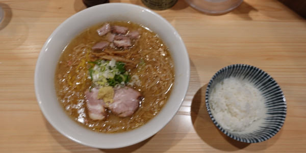 「味噌らーめん（1,200円）+ちょこっとごはん（50円）」@三ん寅の写真