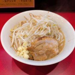 ラーメン並（1,100円）