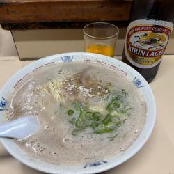 餃子、ビール、ラーメン