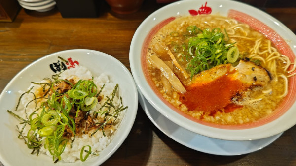 「極濃（ごくこく）+豚めしランチ」@ばり馬 呉店の写真