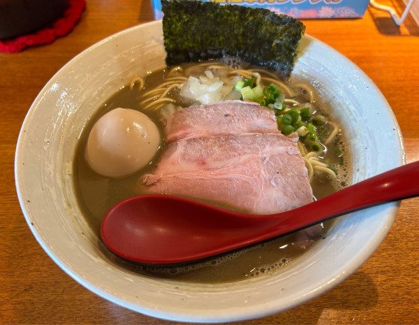 「特製煮干しそば極＋低温チャーシュー＆味玉」@麺屋 烈の写真