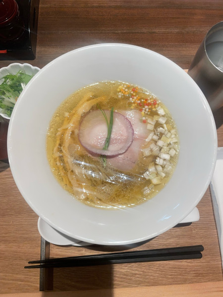 「淡麗塩ラーメン(1300円)全粒粉麺」@淡麗らーめん 幻の天義の写真