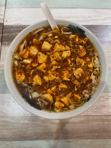 「麻婆刀削麺(1050円)」@華香閣の写真
