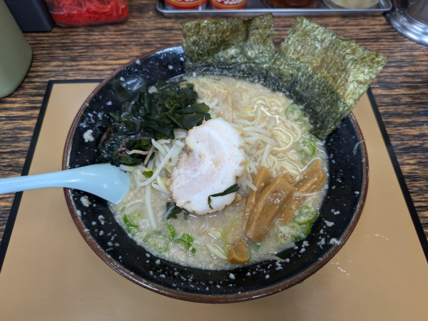 「正油ラーメン 中盛 950円」@ラーメンショップ 東大室店の写真