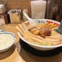 チャーシュー麺　大盛り　1260円