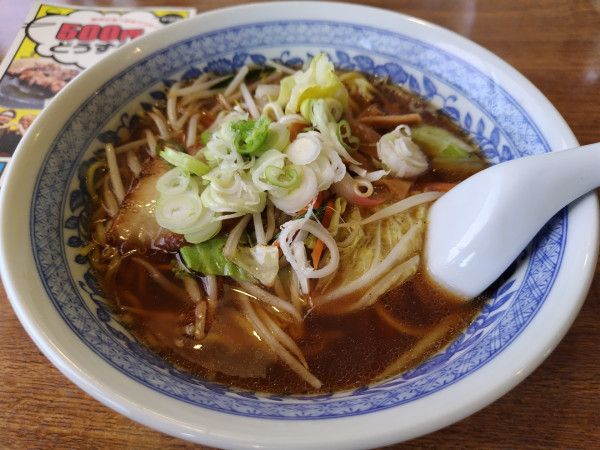 「野菜ラーメン　醤油　※クーポンで５００円」@らーめんの ぼうやの写真