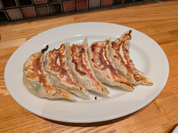 「手作り餃子：330円」@悠悠の写真