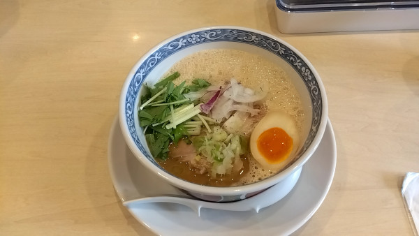 「泡鶏白湯（ライスセット）（１，０００円）」@鶏白湯そば 界の写真