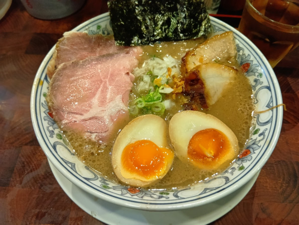 「特製らぁ麺」@麺や 庄のの写真