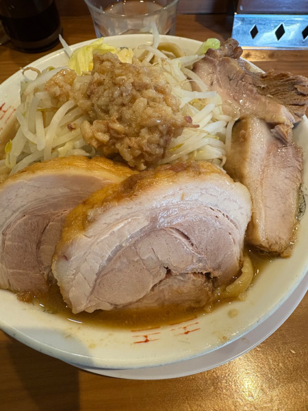 「小ラーメン+チョイ豚(ニンニクチョイマシ、アブラ)」@麺処 ほん田 東十条店の写真