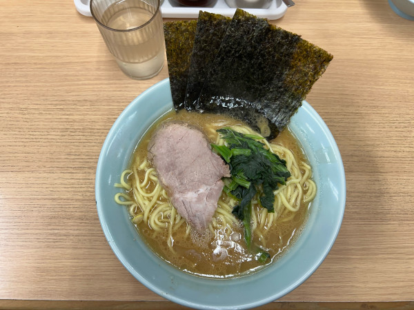 「ラーメン 中　1,000円」@横浜ラーメン 武蔵家 日吉店の写真