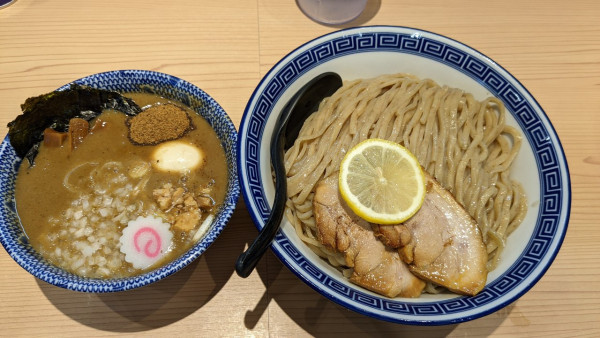 「特製つけめん（大盛）1700」@狼煙 浦和店の写真