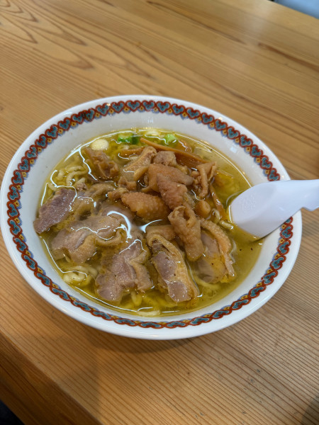 「鶏チャーシュー麺 塩味 1210円」@中華そば 嘉一 本店の写真