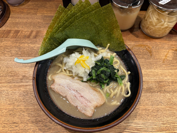 「家系激煮干しラーメン　のりTＰ」@横浜家系ラーメン 一正家の写真