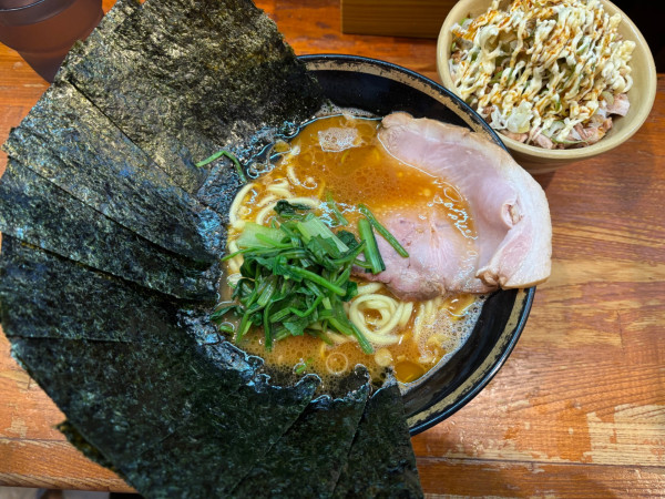 「ラーメン+海苔+釜焼きチャーシュー」@末廣家の写真