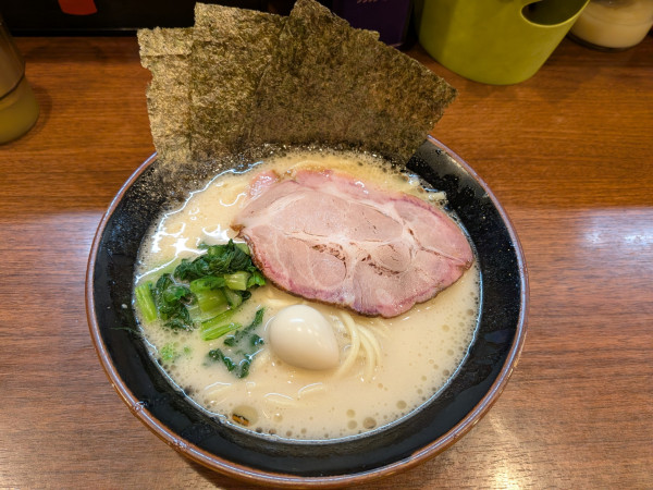 「塩ラーメン」@横浜家系ラーメン 大岡家 鶴川店の写真