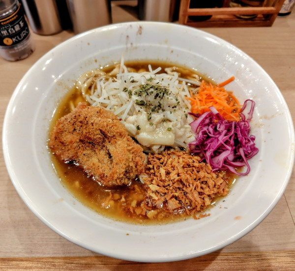 「【限定】カツカレーラーメン 1200円」@麺屋 味方 蒲田店の写真