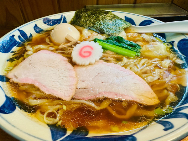 「ワンタン麺(大)【1300円】」@手打ち中華そば 竹の助の写真