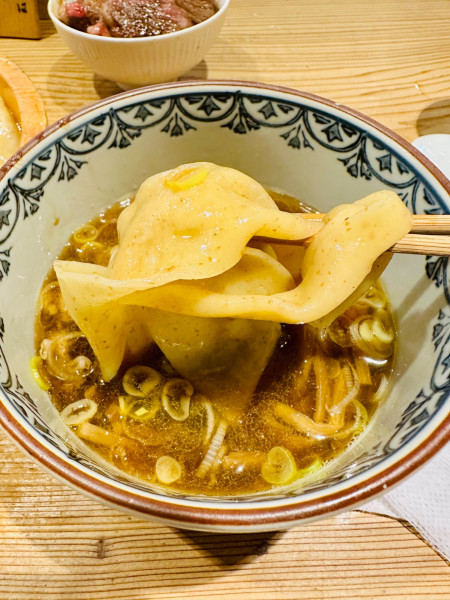 「平打ちざるそば A5ランク黒毛和牛ごはん【1850円】」@かね田の写真