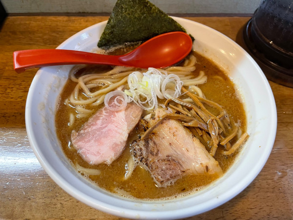 「魚介豚骨ラーメン」@めん屋 平右衛門の写真