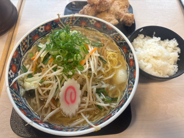 「野菜たっぷり塩タンメン・でっからセット」@味噌屋蔵之介 東松山店の写真