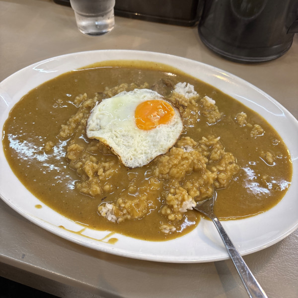 「小＋目玉焼き」@マドラス 日本橋本店の写真