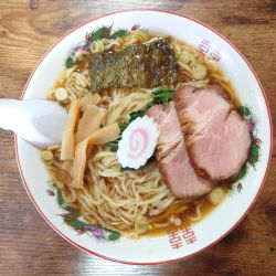生姜醤油ラーメン（チャーシュー2枚）