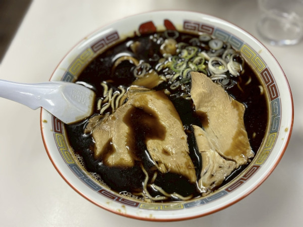 「しょうゆらーめん」@ラーメン 蜂屋 5条創業店の写真