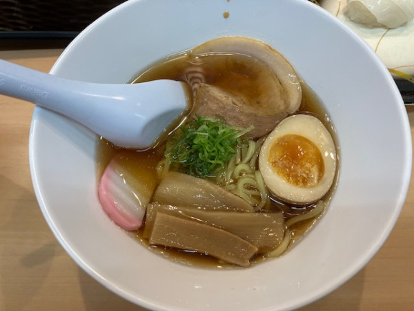 「醤油ラーメン　￥４４０」@瞬速旬鮮 新握一番 東刈谷店の写真