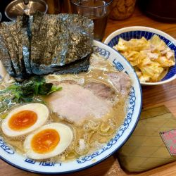 極上ラーメン＋キャベチャー