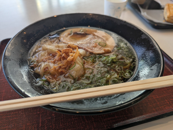 「淡路島玉ねぎラーメン」@淡路SA（下り）の写真
