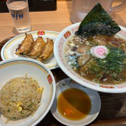 忘れられない中華そばセット1290円