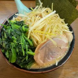 ネギラーメン　ほうれん草　1250円