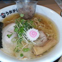 鮨とラーメン うおがしや 野毛の画像