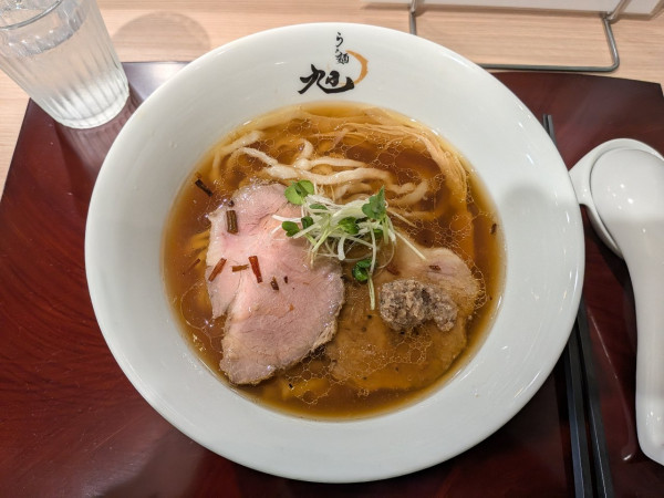 「醤油らぁ麺(1000円)」@らぁ麺旭の写真