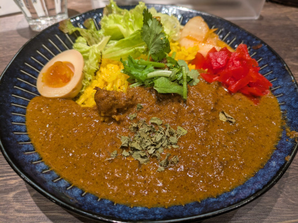 「超スパイスカレーDX(1280円)」@カリガリ 八重洲店の写真