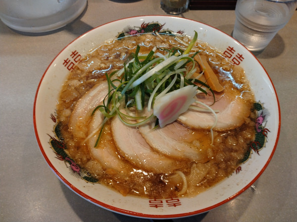 「背脂煮干しチャーシュー麺¥1300-」@NOODLE STUDIO STORYの写真