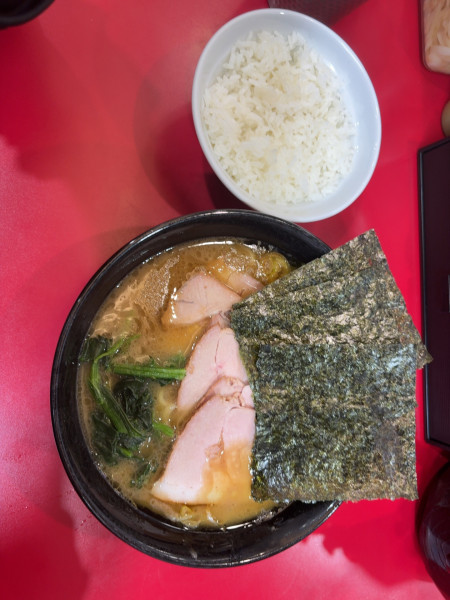 「チャーシューメン」@杉田家 千葉駅前店の写真