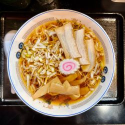 キリンハートランド２本＋キムチチャーシュー皿→ ラーメン