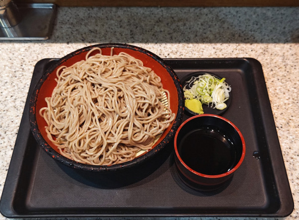 「特もりそば（2玉）」@名代 富士そば 昭和通り店の写真